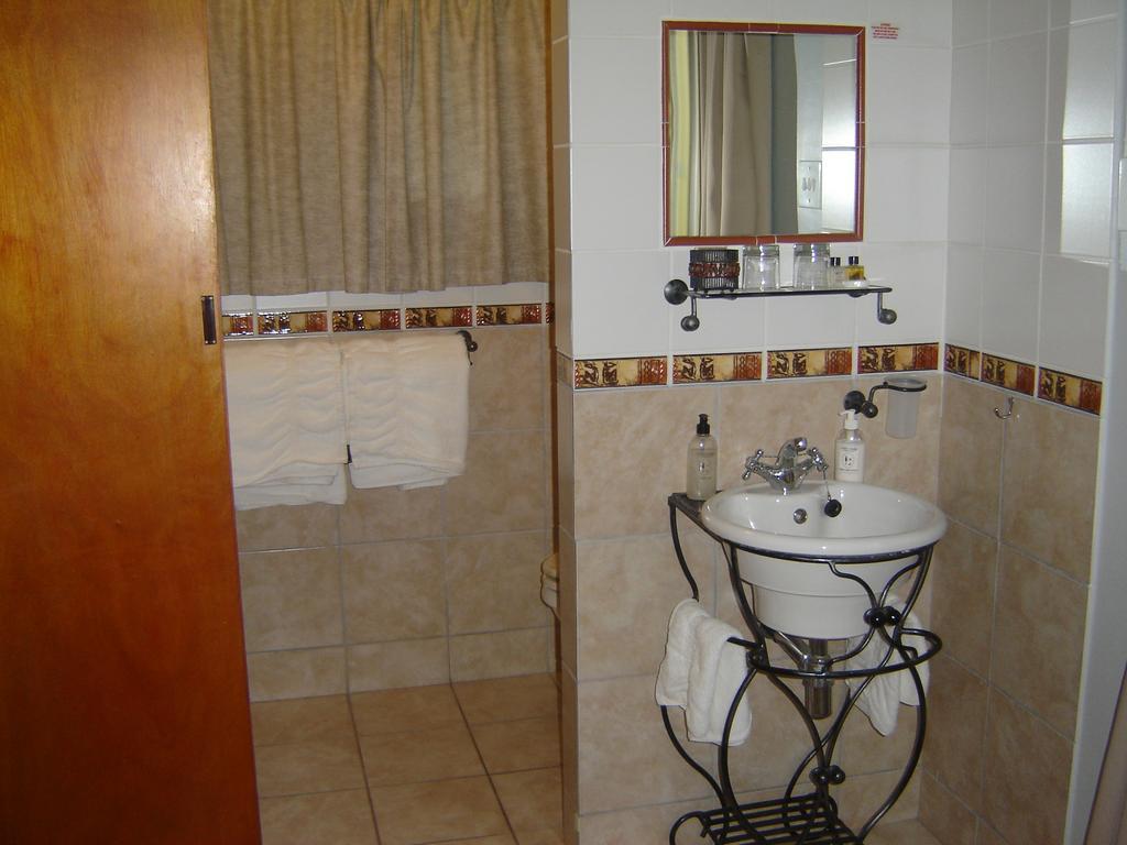 Cedar Lodge Guest House Robertson Pokoj fotografie